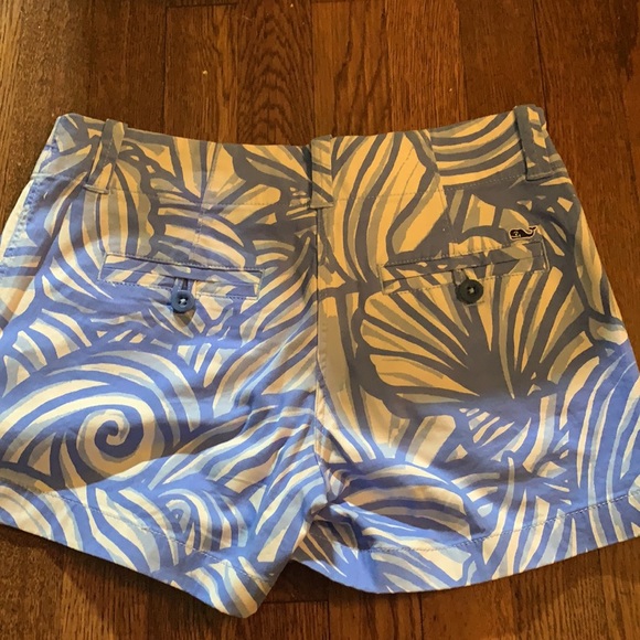 Vineyard Vines shorts - Picture 4 of 5